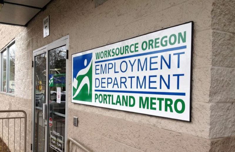 Pamplin Media Group - Thousands of Oregonians in limbo as Congress fusses  over unemployment benefits