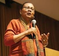File:Bellhooks.jpg - Wikimedia Commons