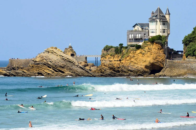Biarritz welcomes the 2017 ISA World Surfing Games