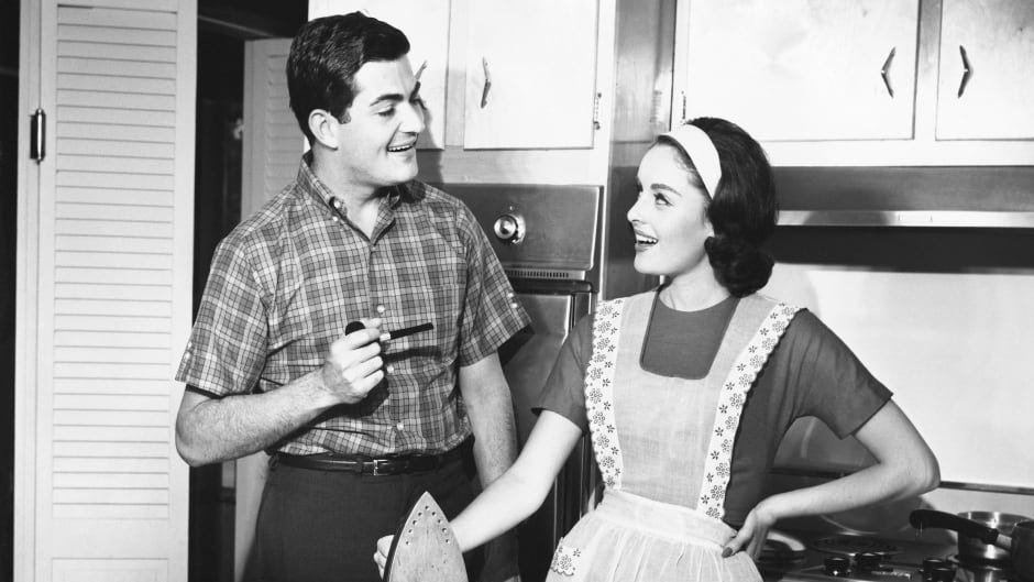Crazy things we told housewives in the 1950s | CBC Life