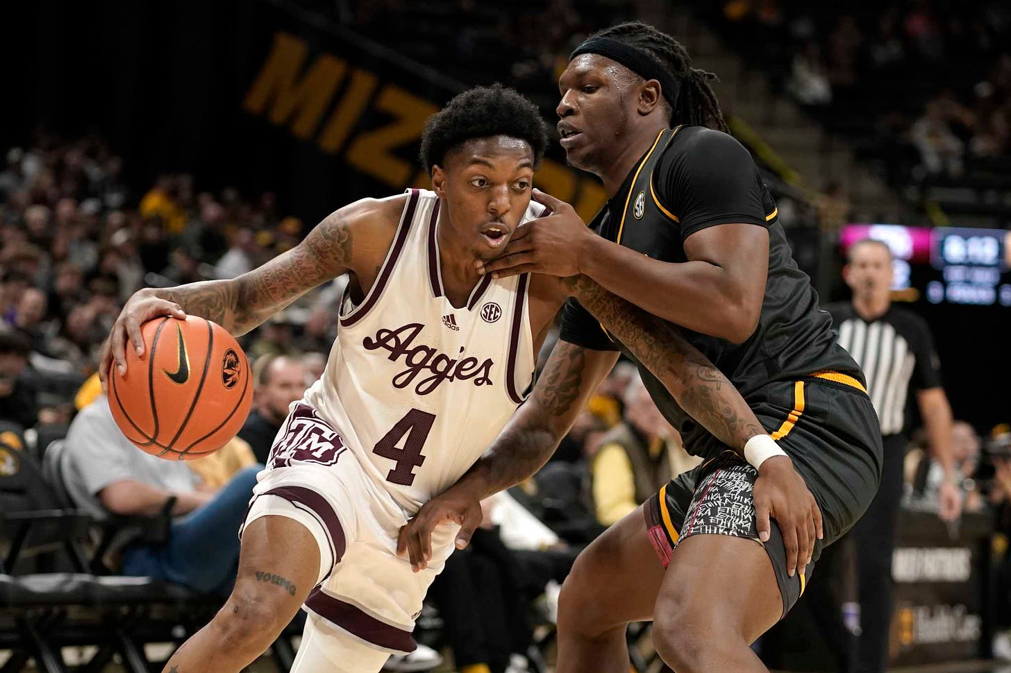 Texas A&M basketball: Aggies blow out Missouri for road win