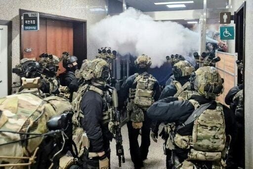 Soldiers vs office chairs: South Korea's martial law standoff | Northwest &  National News | nbcrightnow.com