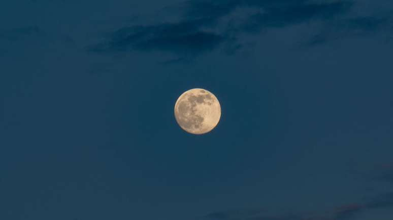 Fotos da Lua Azul: as melhores imagens da 2ª superlua de agosto