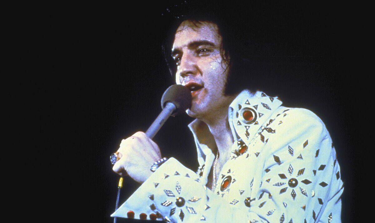 Elvis On Tour: Colonel and directors' demands on 'bloated and pale' King in  his last movie | Music | Entertainment | Express.co.uk