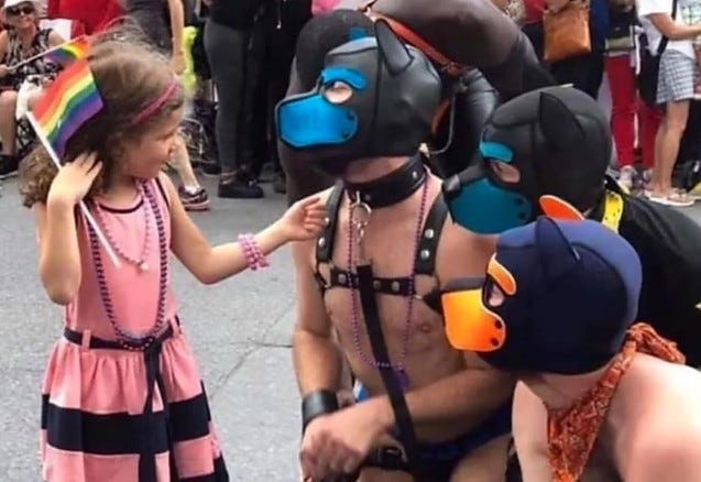 A YouTube cenzúrázta a nyíltan szexuális tartalmú videókat a Pride-felvonulásról, amelyeken gyerekek is jelen voltak – „Miért nem helyénvaló az esemény a YouTube-on, de megfelelőnek tartják, hogy a gyerekek részt vegyenek rajta?”