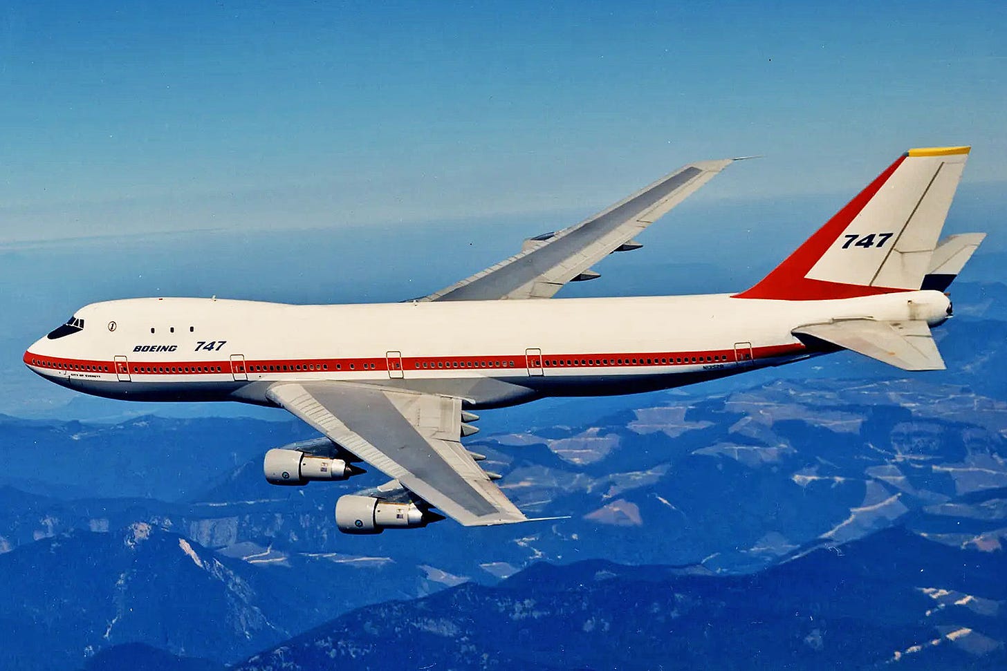 Seven innovations brought by the Boeing 747 to air travel - Air Data News