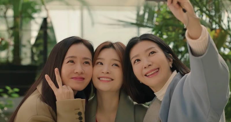 Trailer: 'Crash Landing on You' star Son Ye-Jin returns to Netflix in ...