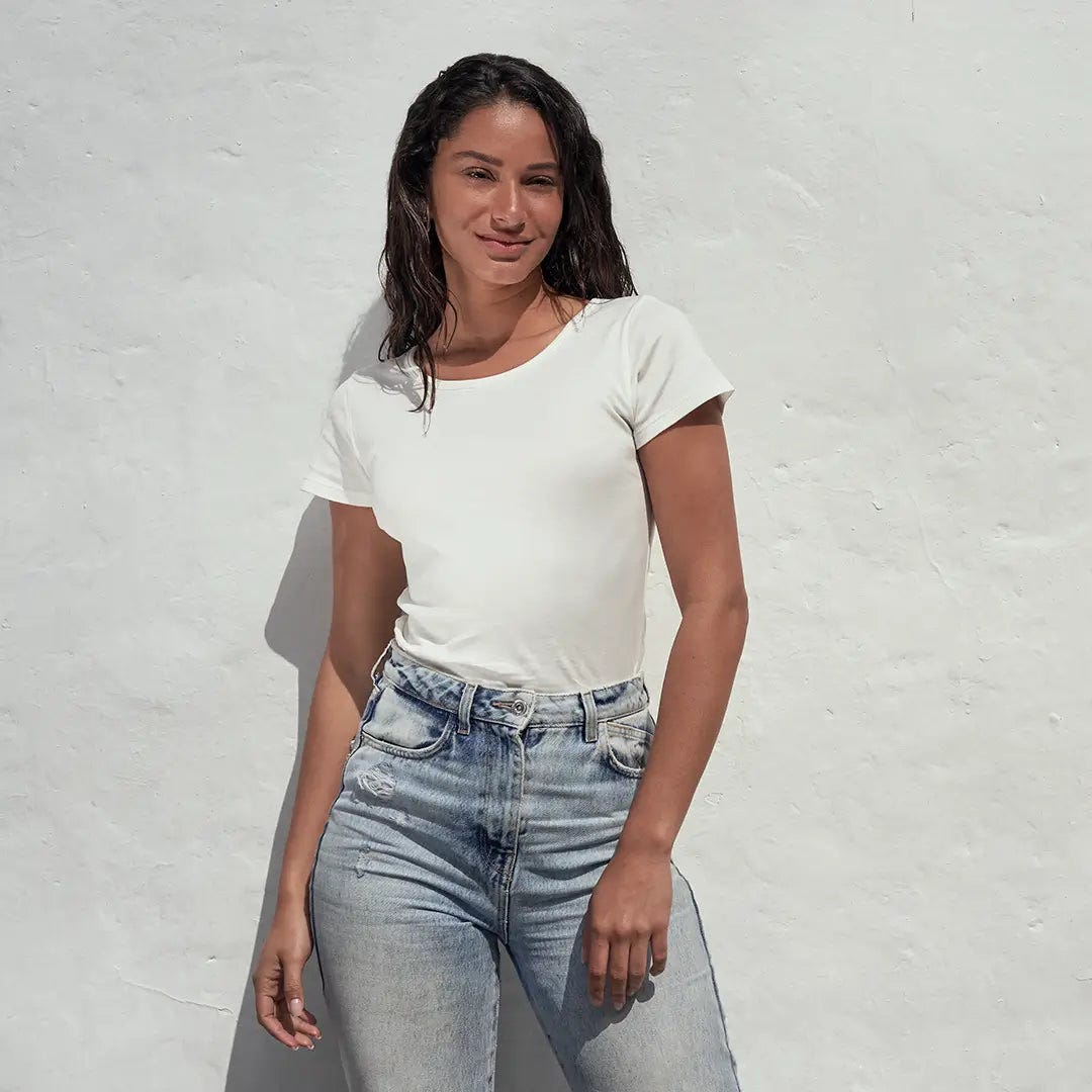 Organic cotton tee for women in white color