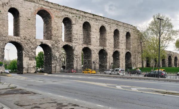 Valens Aqueduct in Istanbul — Stock Photo © rognar #6061731