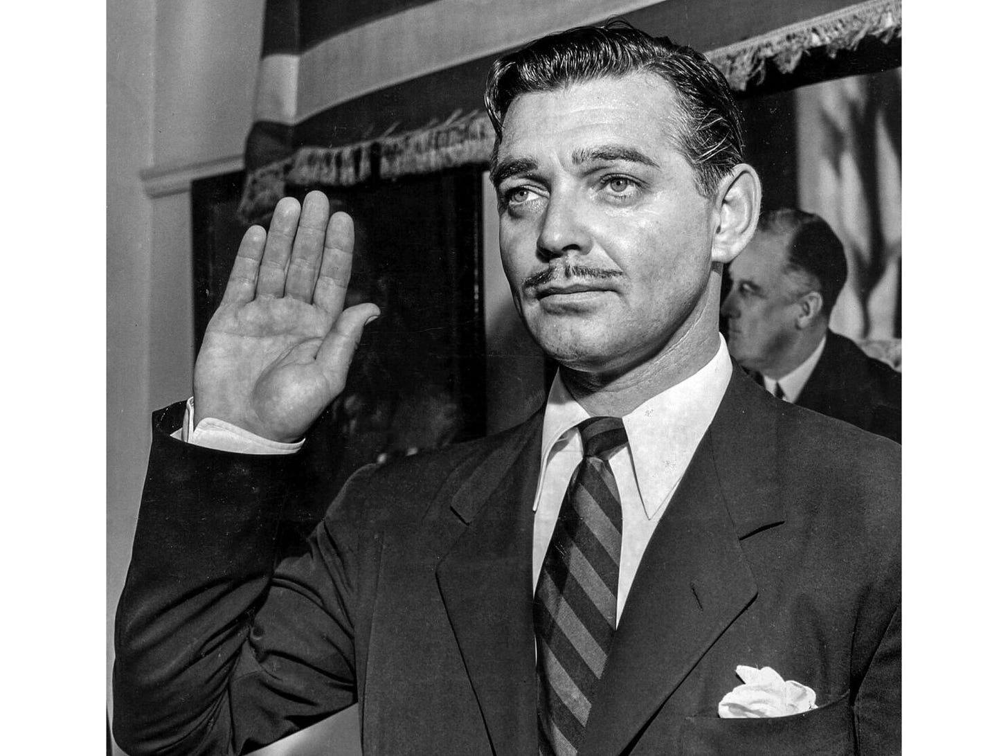 From the Archives: Clark Gable joins the Army - Los Angeles Times
