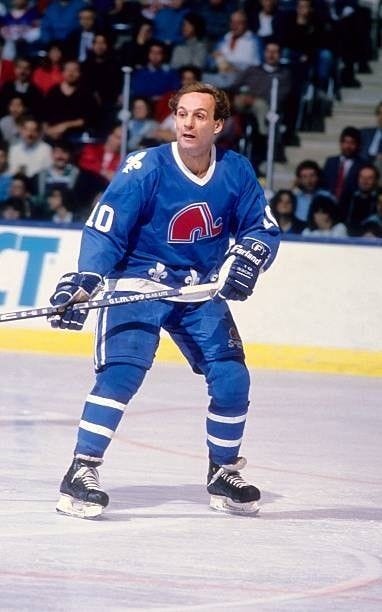 Guy Lafleur Montreal Canadiens, Quebec Nordiques, Action Move, Hockey Pictures, Sports Balls, Hockey Players, Nhl, Old School, Teams