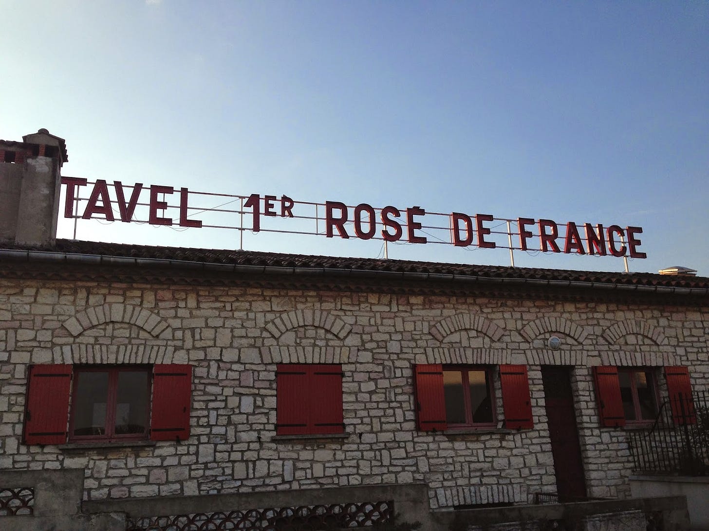 Wine -- Mise en abyme: Tavel AOC (Southern Rhone): Terroir, wine  production, wines
