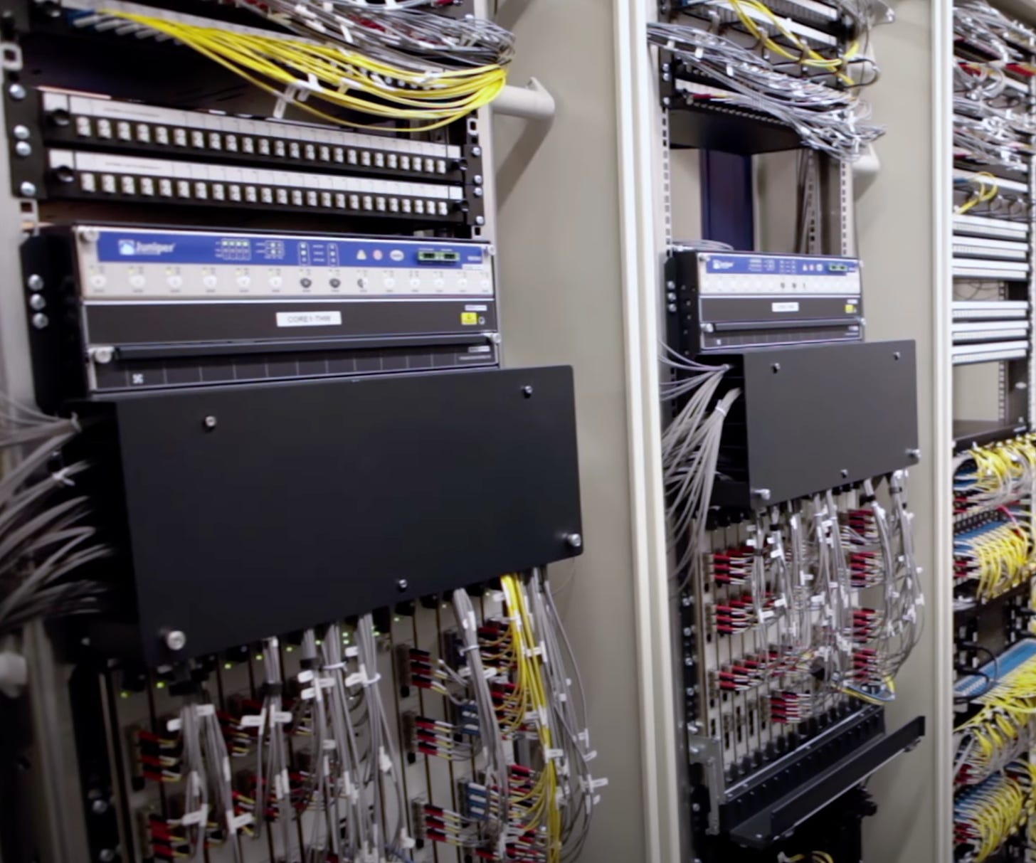 Switches and routers inside the London Internet Exchange. Source: LINX and Juniper Networks: moving traffic at 2 TB/s