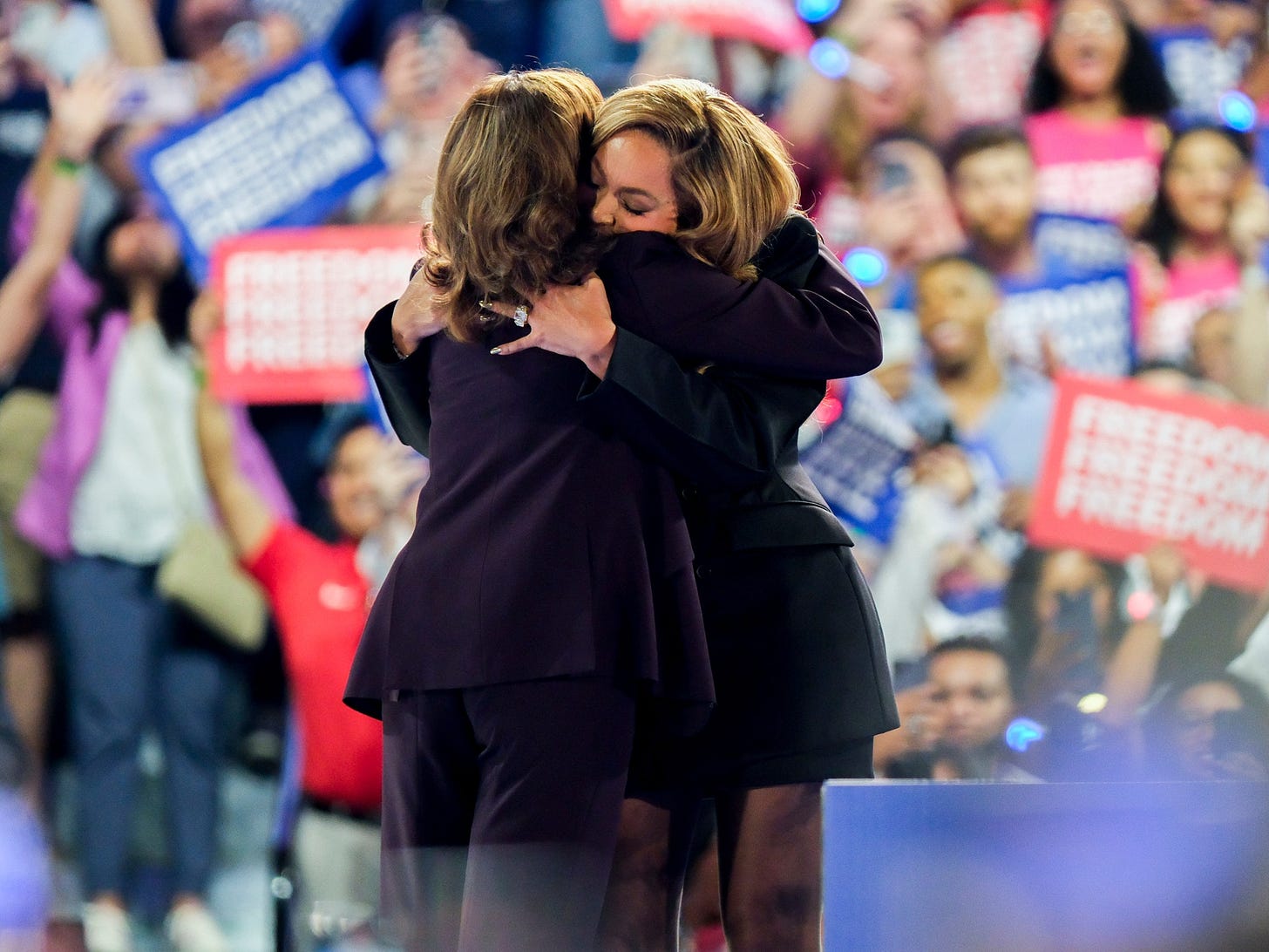 Beyoncé and Kelly Rowland Just Publicly Endorsed Kamala Harris at a Rally  in Houston | Vogue