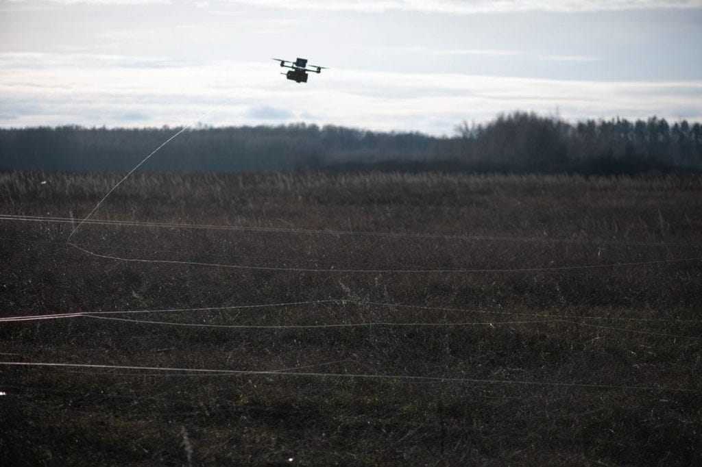 The fiber optic drone flying, showcasing the wire attached. Photo via Ukraine's Ministry of Defense.