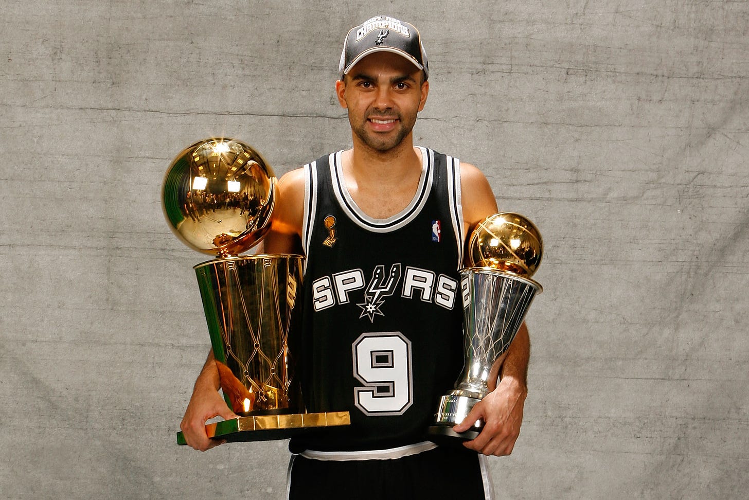 Whistle on Twitter: "🔥 4x All-NBA 🔥 6x NBA All-Star 🏆 4x NBA Champion 🏆  2007 NBA Finals MVP AND... A Naismith Basketball Hall Of Fame Class of 2023  Finalist. Tony Parker!