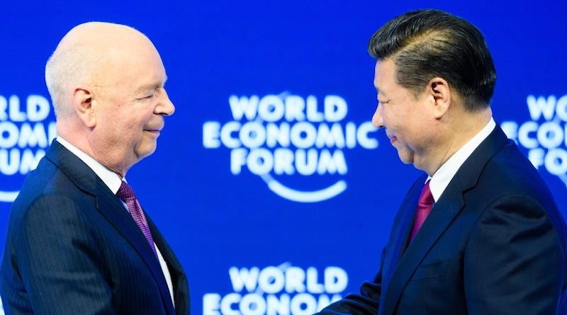 World Economic Forum's Klaus Schwab with China's President Xi Jinping. Photo: WEF