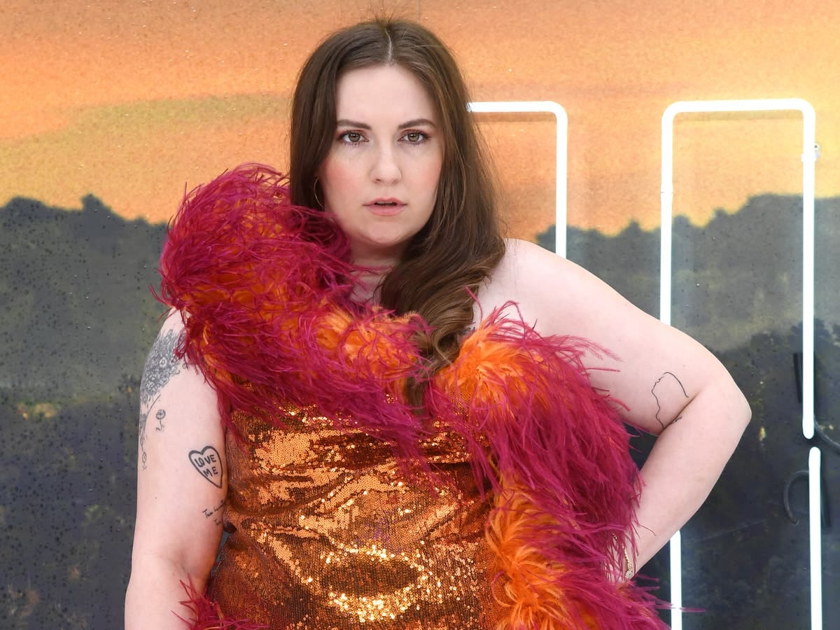 Lena Dunham announces plus-size clothing line: 'One of the judgments is ...