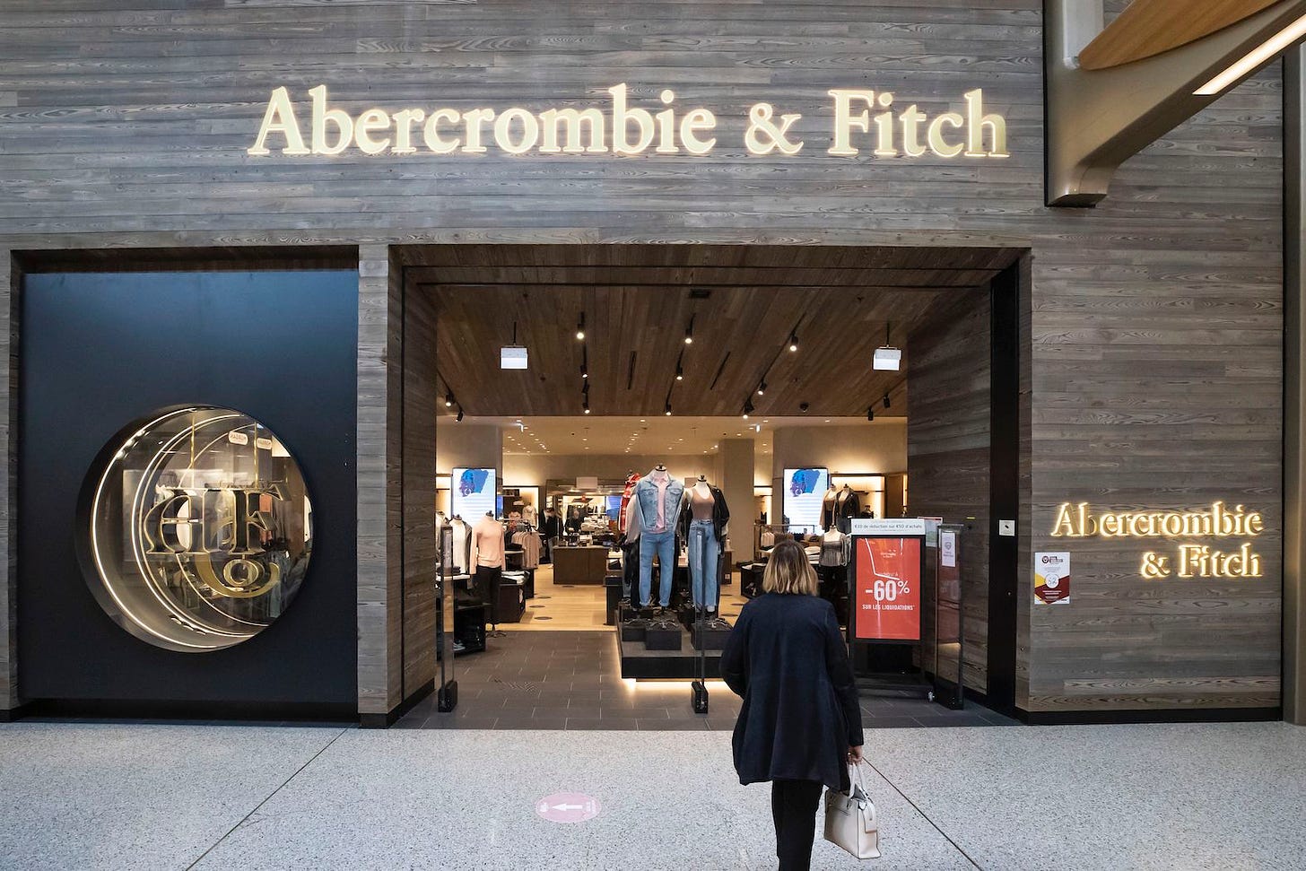 Abercrombie CEO and CFO Believe 'Less is More' for Stores, Inventory –  Sourcing Journal