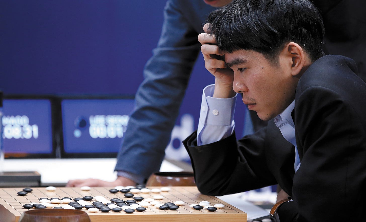 Learning to play Go from scratch | Nature