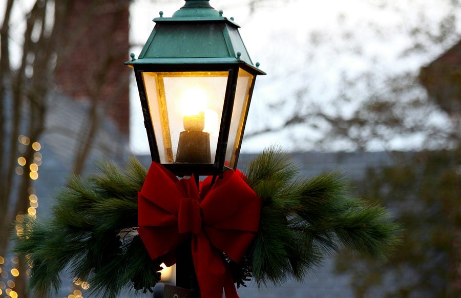 christmas street lamp scene christmas street lamp scene