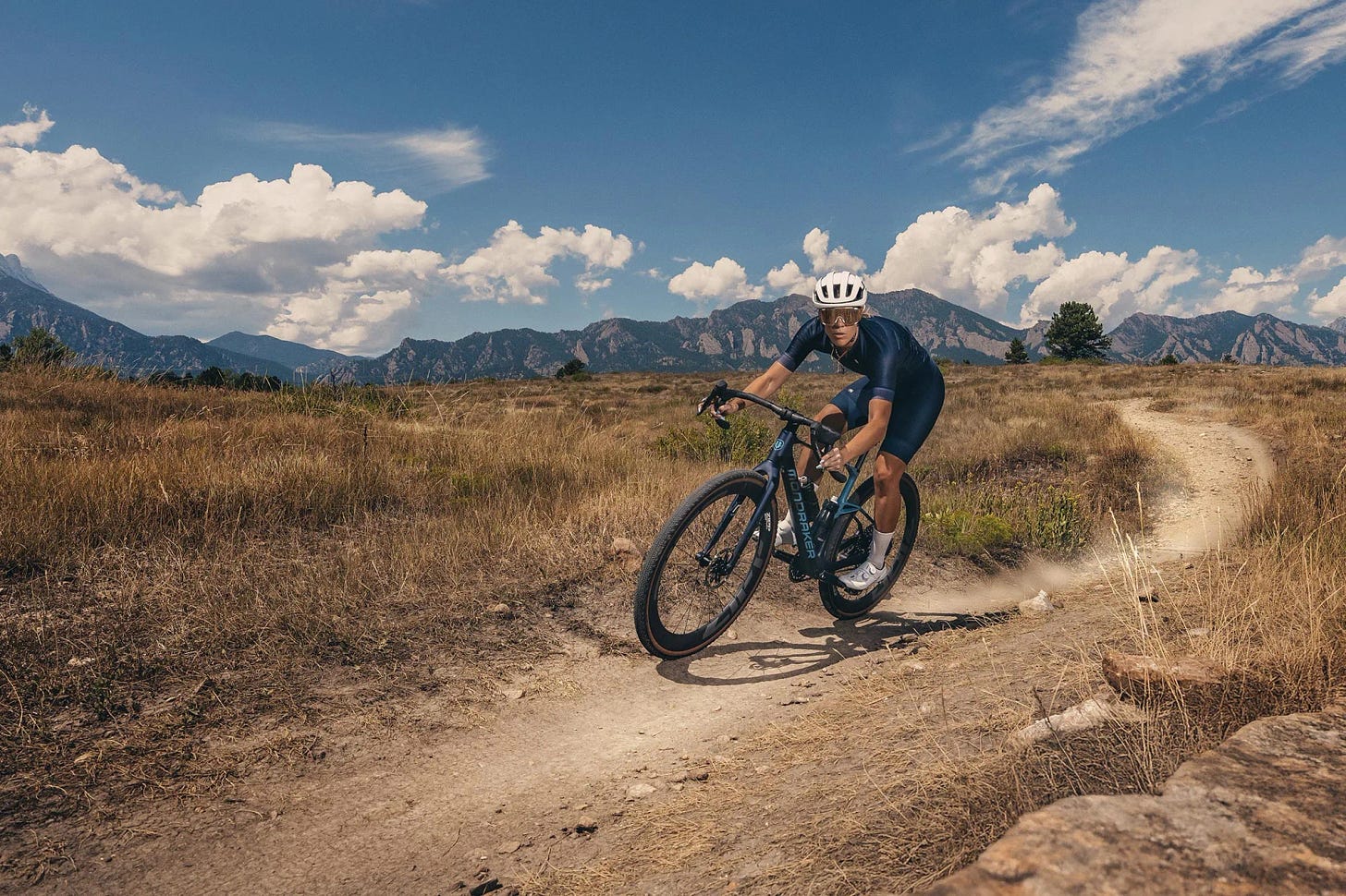 2025 Mondraker Arid carbon gravel bike, riding