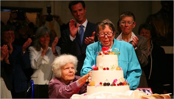 Del Martin, Lesbian Activist, Dies at 87 - The New York Times