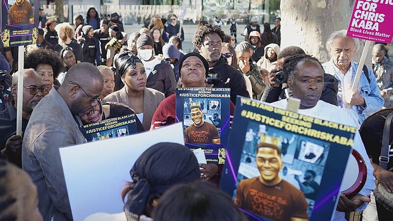 File:Chris Kaba supporters outside New Scotland Yard.jpg