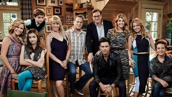 fuller house reboot strictly for diehard fans only review 2016 images