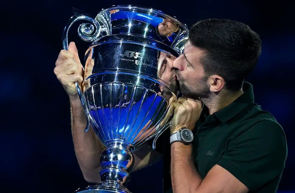 Djokovic se aseguró terminar el año como número uno por octava vez en su carrera