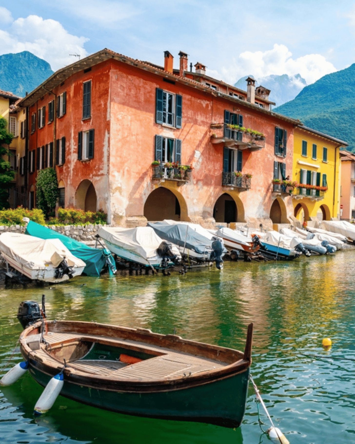 May be an image of 1 person, boat, Camogli and the Arno River