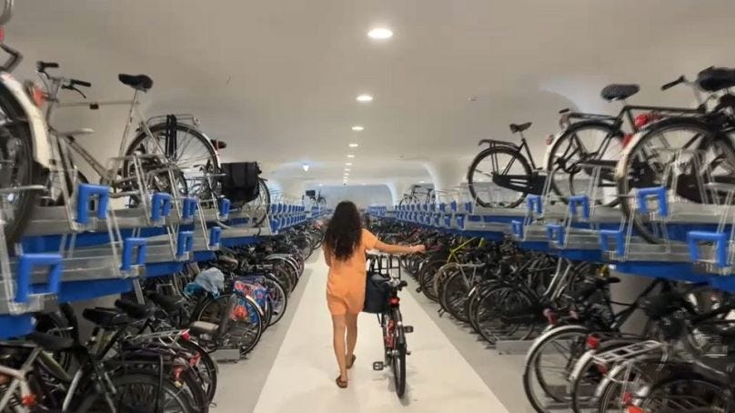 Parking velo geant a amsterdam