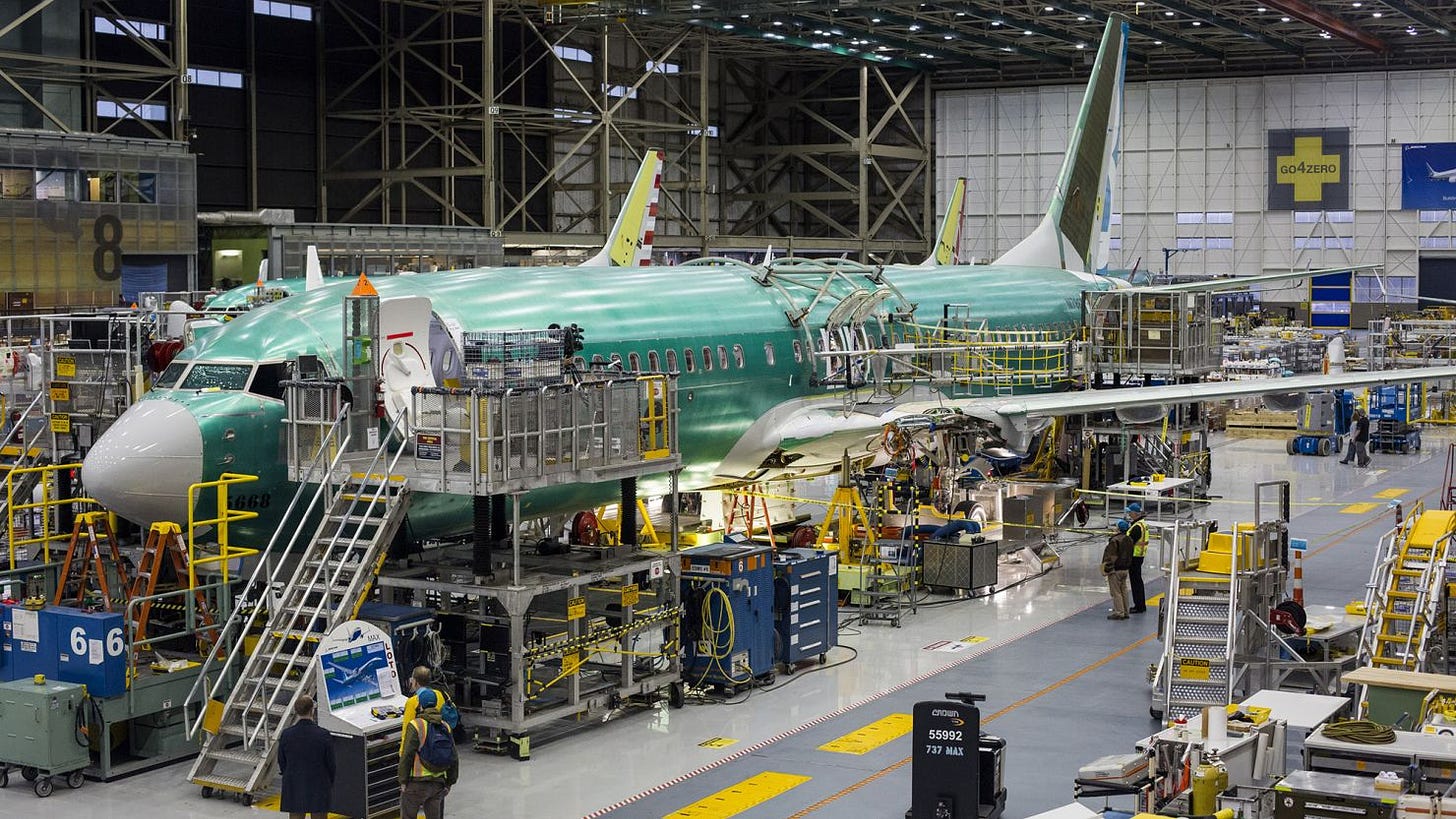 Boeing 737-900ER: Company faces new safety alert over earlier generation of  737s | CNN Business
