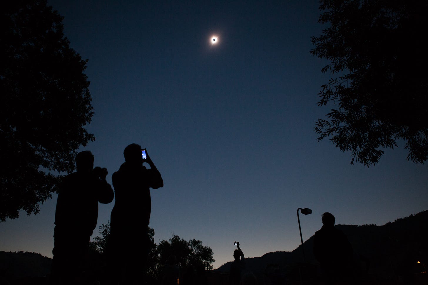 A Total Solar Eclipse Leaves a Nation in Awe - The New York Times