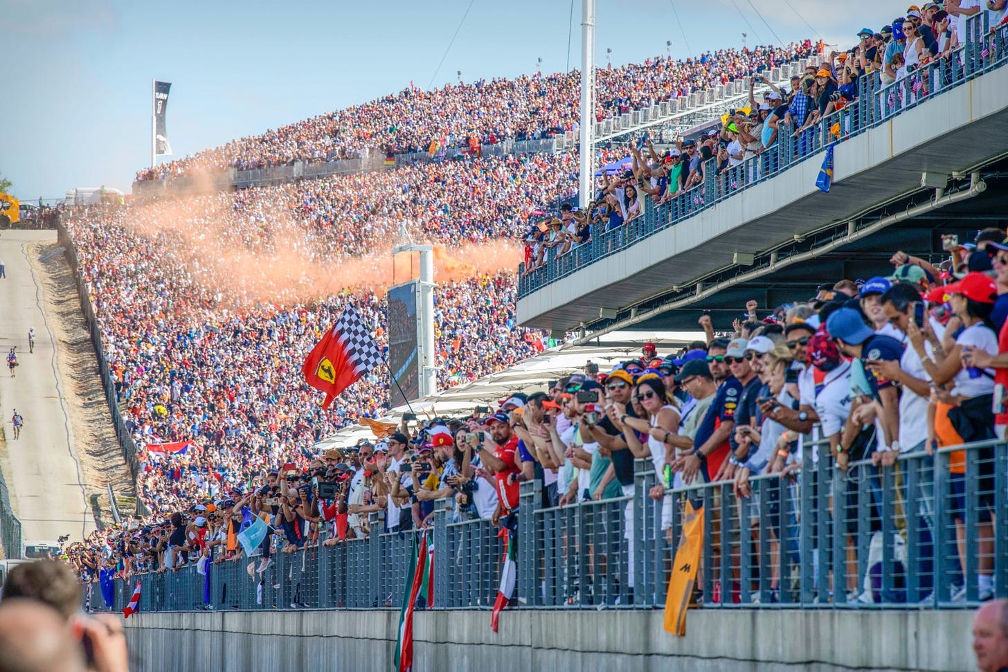 F1: Record crowd at USGP blows away IndyCar fans - AutoRacing1.com