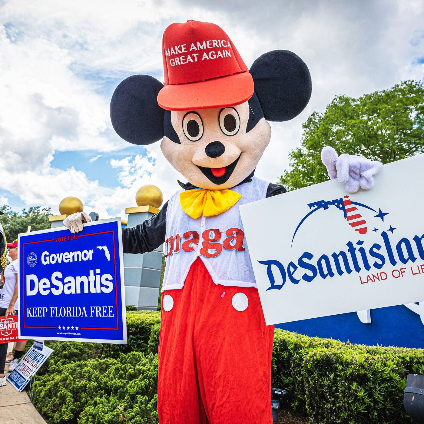 How Disney found itself in the middle of a culture war with Ron DeSantis -  Vox