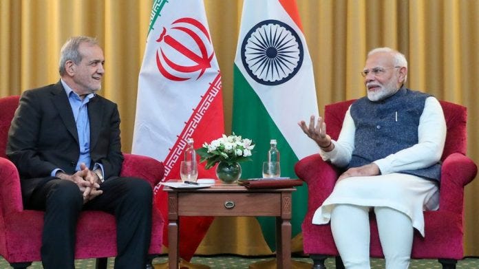 Narendra Modi og Irans president Masoud Pezeshkian