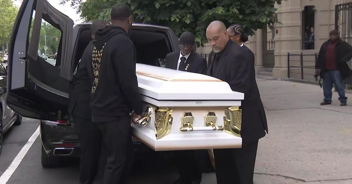 Jordan Neely's loved ones, leaders pay final respects at funeral in Harlem:  "Jordan was screaming for help" - CBS New York