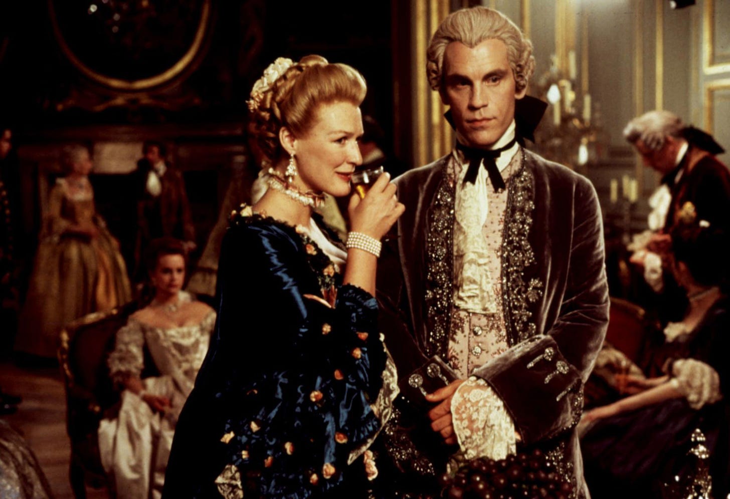 Dangerous Liaisons (1988) - IMDb