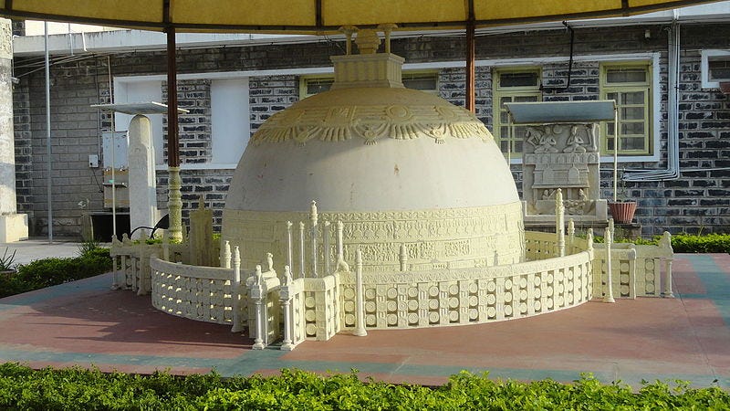 File:Amaravati stupa. Model. Amaravati.JPG