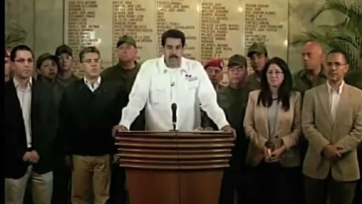 Diez años del anuncio de la muerte de Chávez: Algunos mitos y ...
