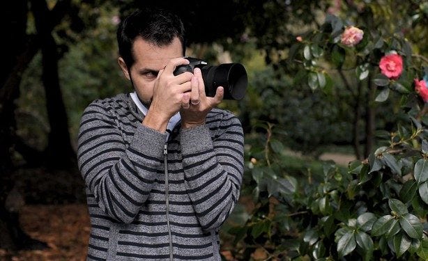 How To Keep Camera Steady While Walking Or Filming – Wise Photographer