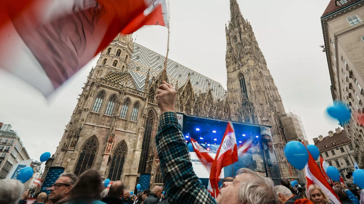 People attend the final electoral rally of Herbert Kickl, leader of the Freedom Party of Austria on Sept. 27, 2024, ahead of the country's national election. - Sputnik International, 1920, 29.09.2024