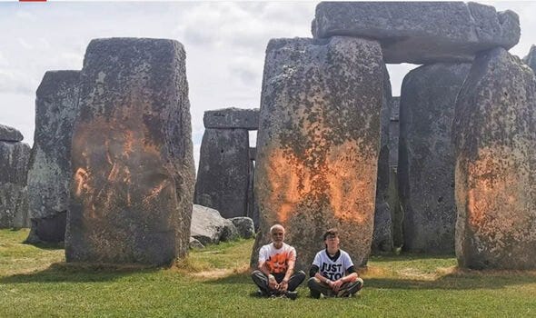 Express readers demand Just Stop Oil be banned after Stonehenge orange  paint stunt | UK | News | Express.co.uk
