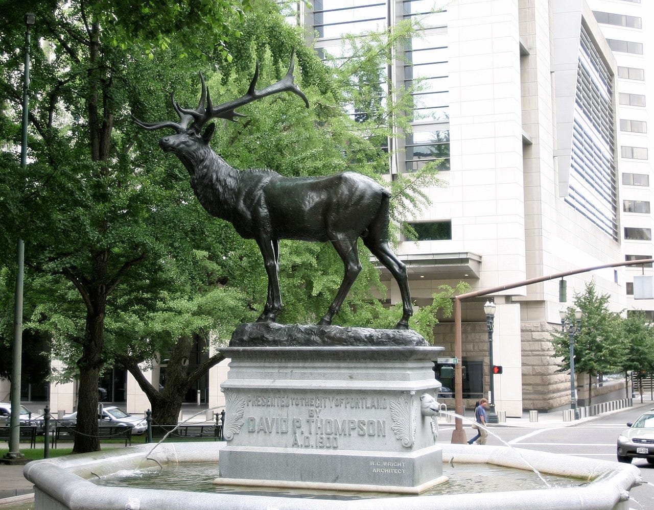 Thompson Elk Statue 2006 | Photo: Wikimedia Commons
