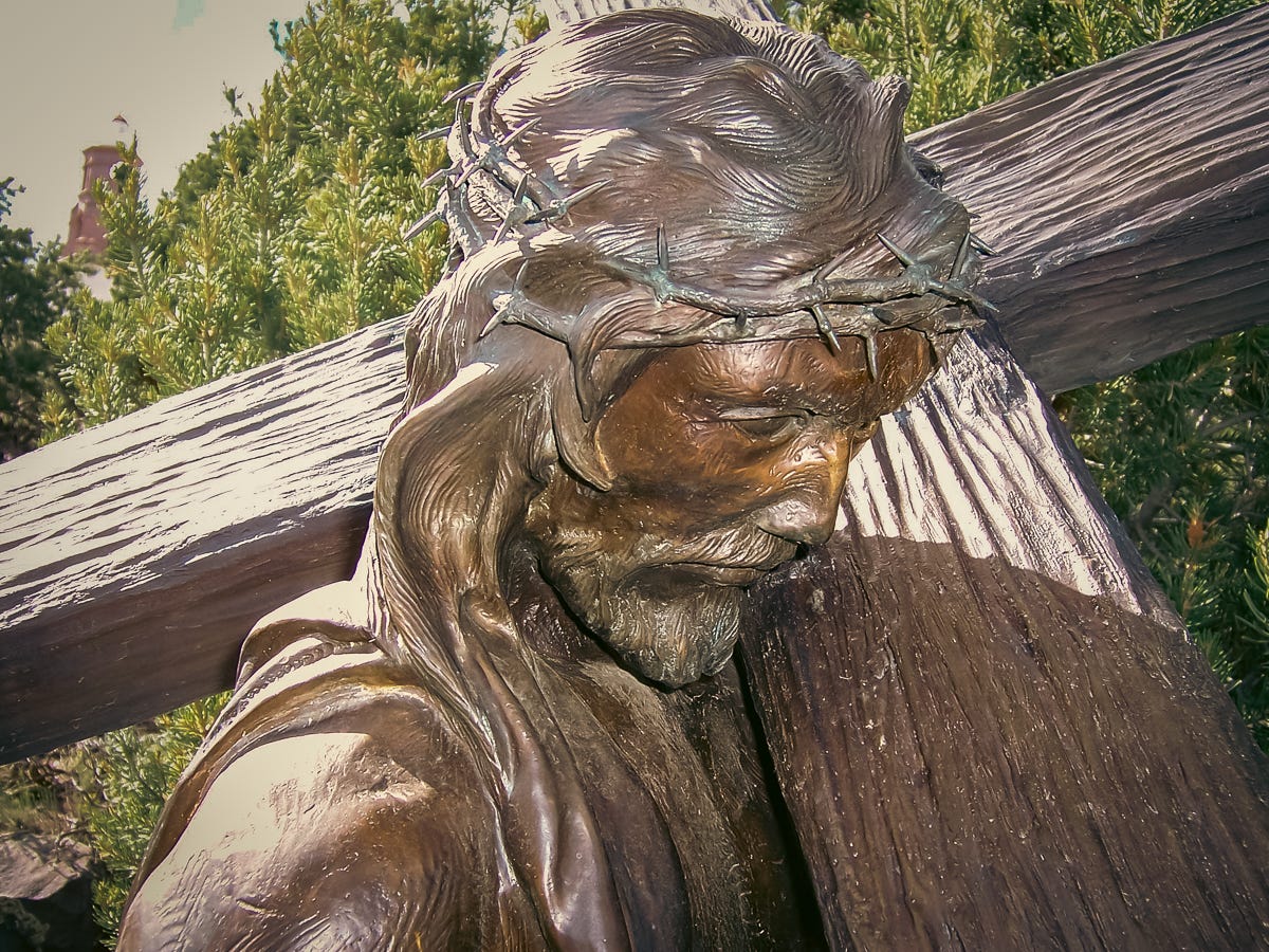statue of Jesus