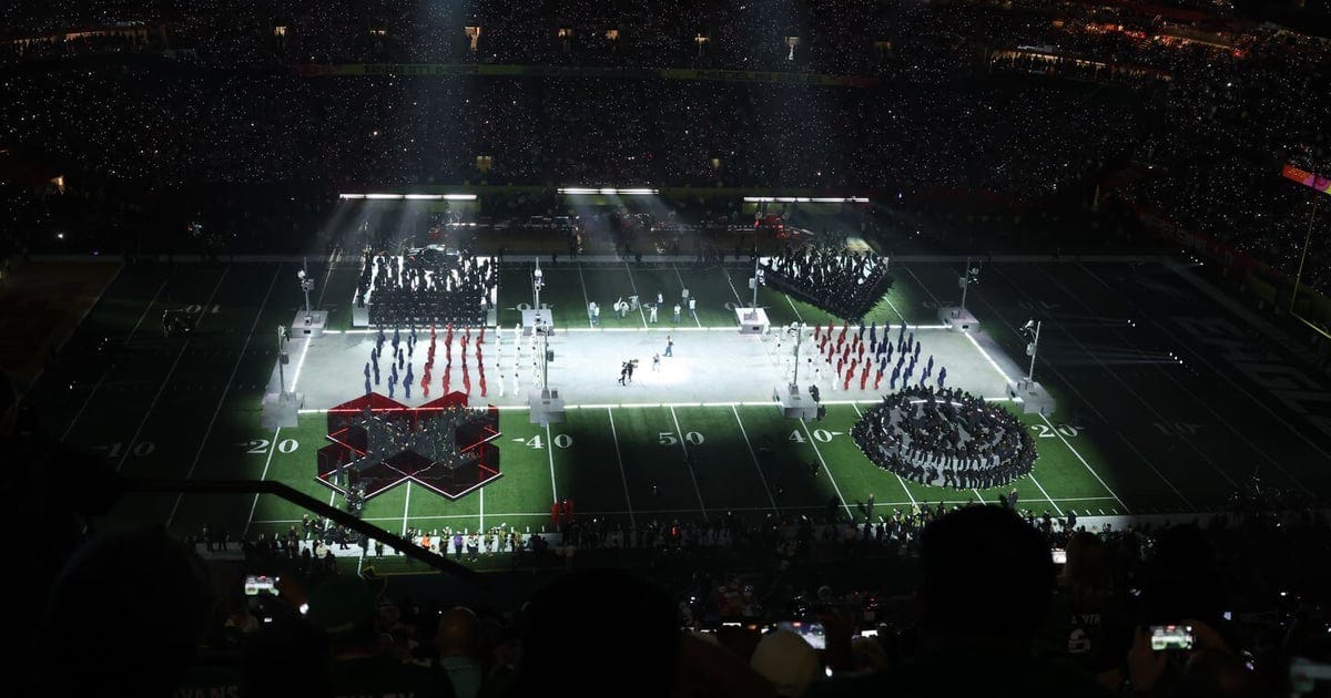 Did you notice the video game motif in Kendrick's halftime show? - The  Athletic
