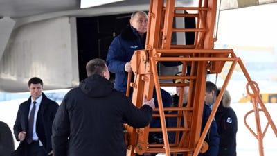 Putin takes a ride in a nuclear-capable bomber