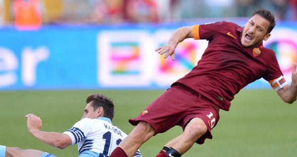 roma beats lazio serie a soccer 2015