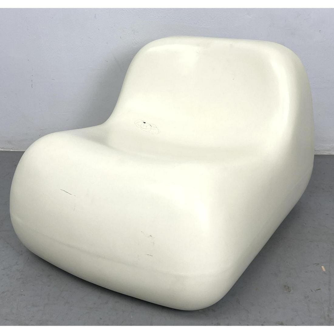 White Alberto Rosselli, Jumbo Chair 1968, Prod. Saporiti Italy